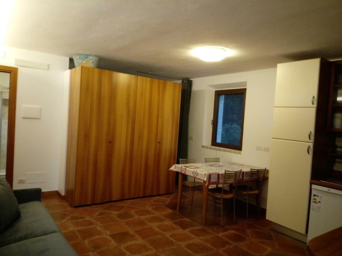 Апартаменти Bb Fonterrante Monterubbiano Екстер'єр фото