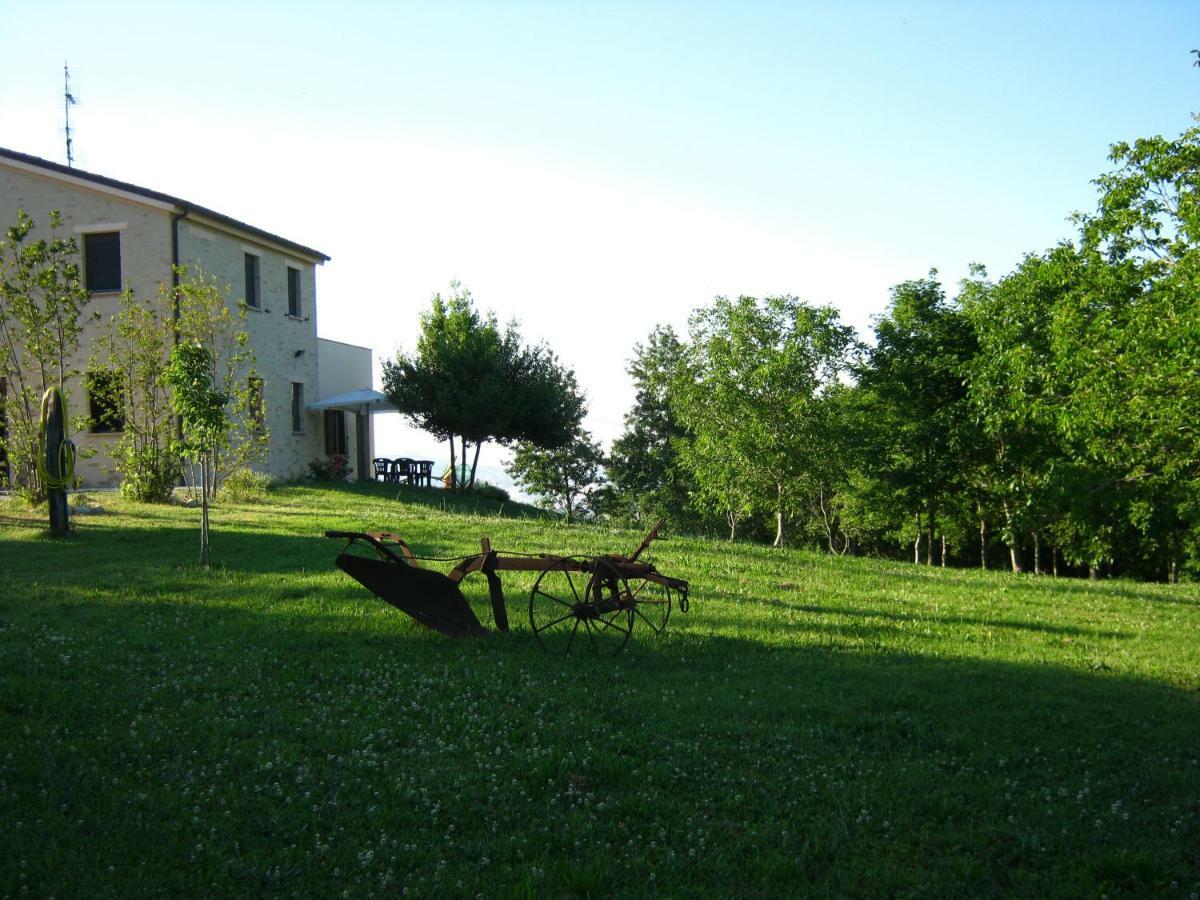 Апартаменти Bb Fonterrante Monterubbiano Екстер'єр фото